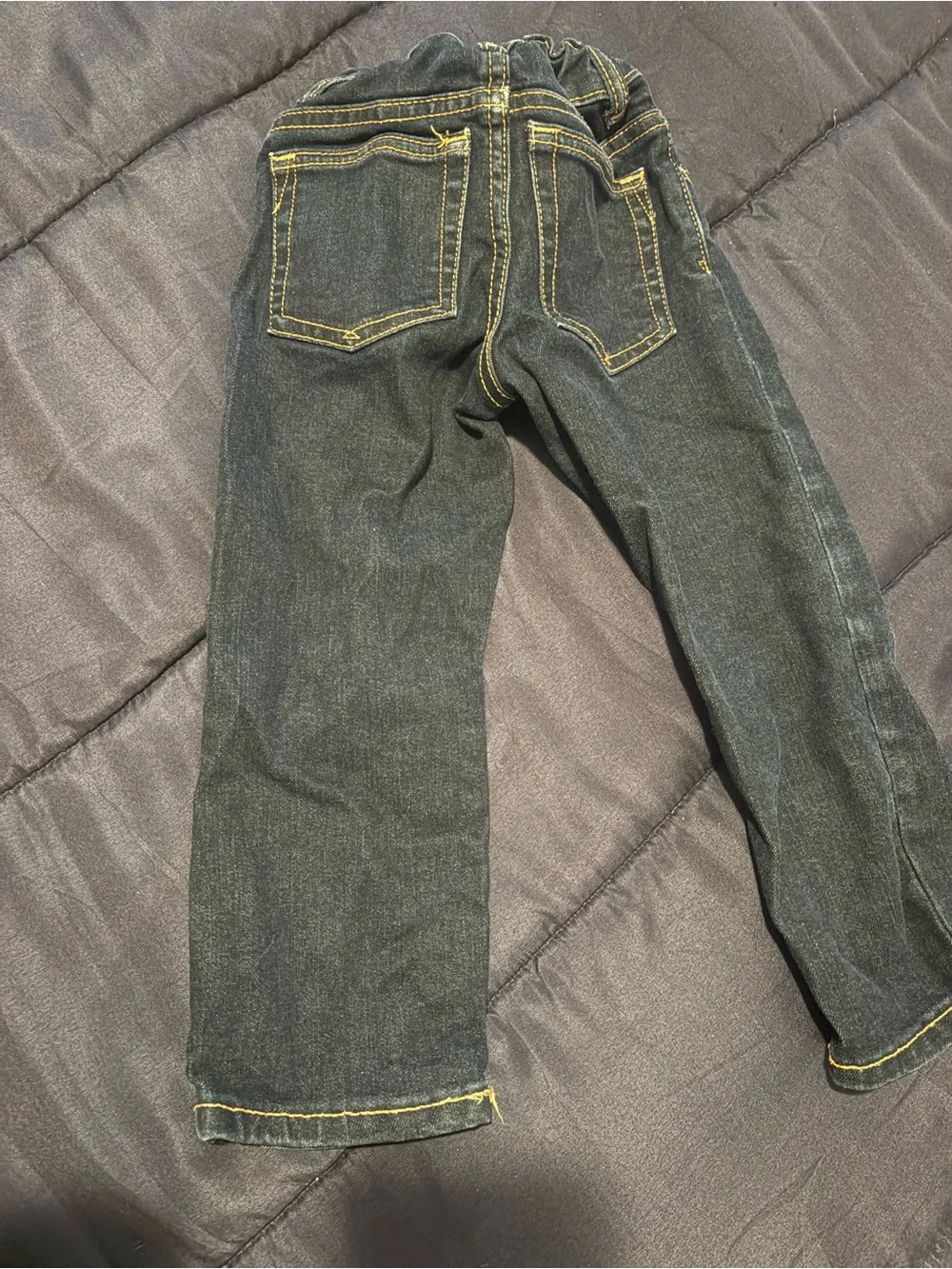 GAP stretchy dark